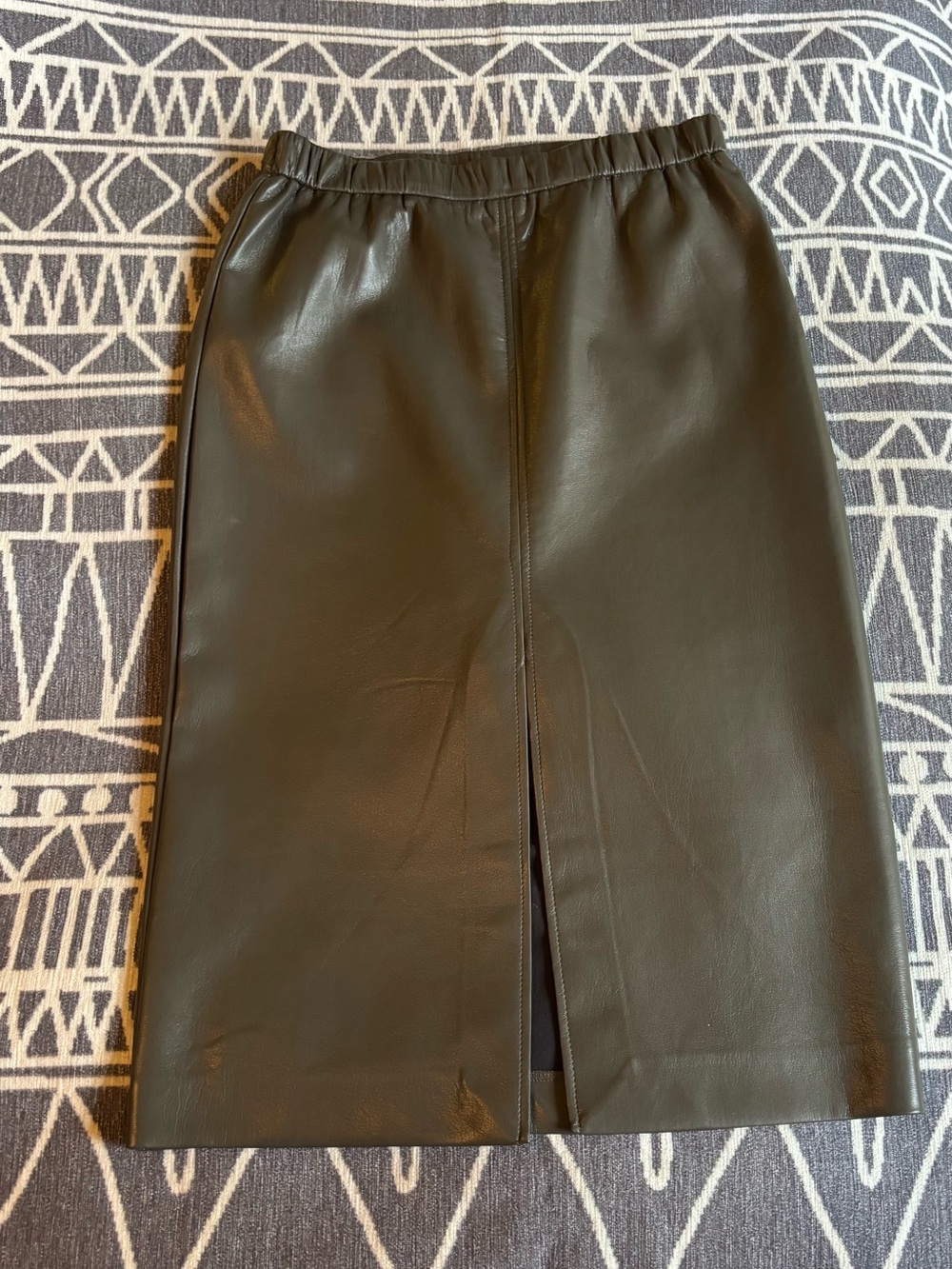 Women’s Faux Leather Pencil Skirt - Olive